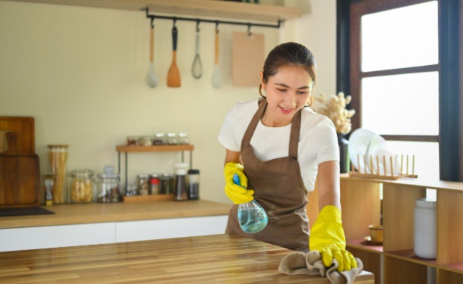 How to Practice Mindfulness While Doing Household Chores