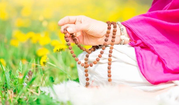 Try This Five-Minute Mantra Meditation