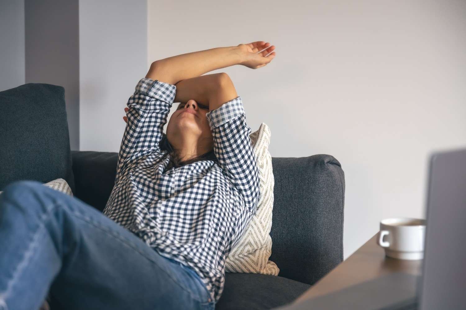How Can I Clear Mental Clutter Before Bed?